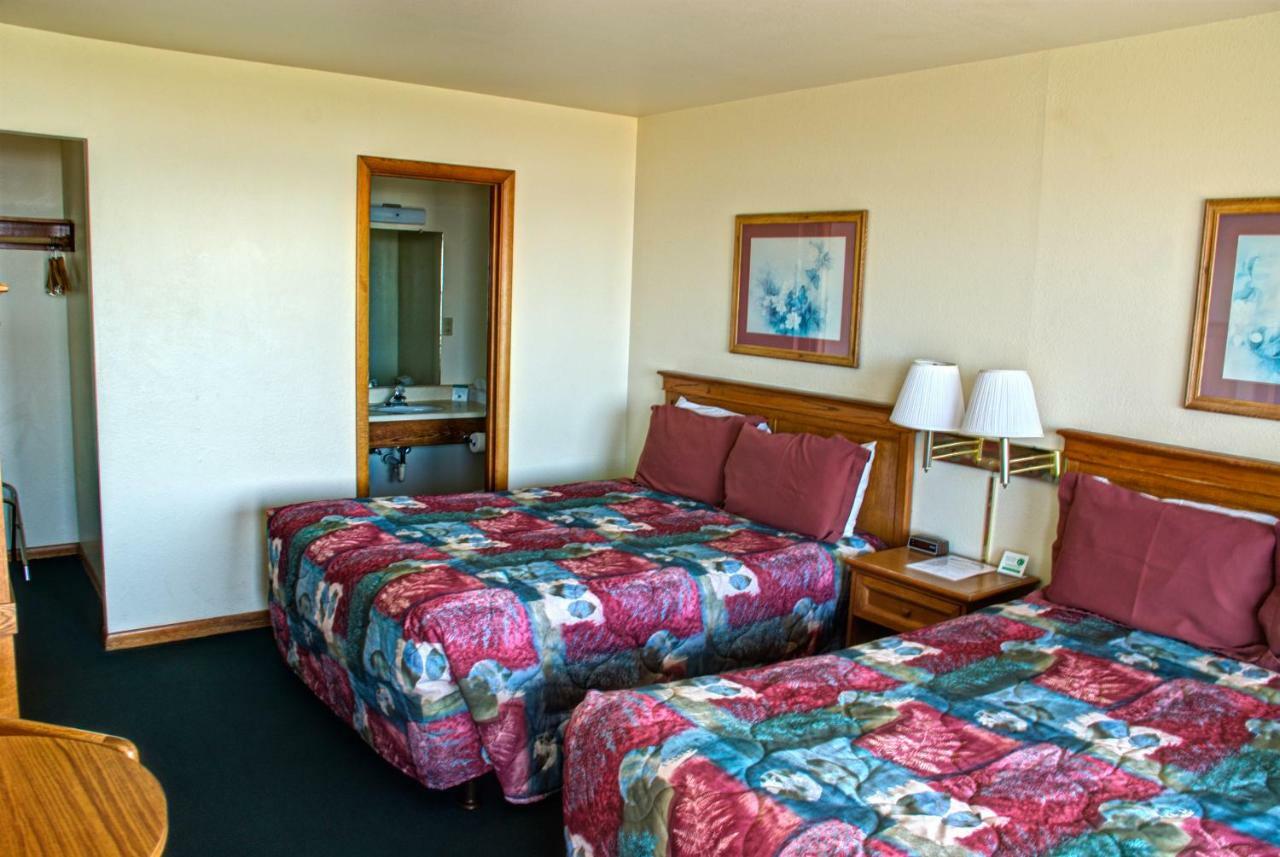 كريسينت سيتي Crescent Beach Motel الغرفة الصورة